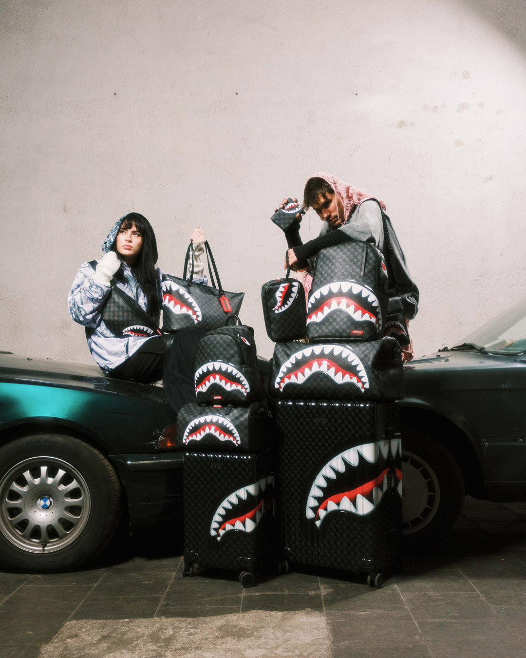 SHARKS IN PARIS HYPER PUFF WALLET
