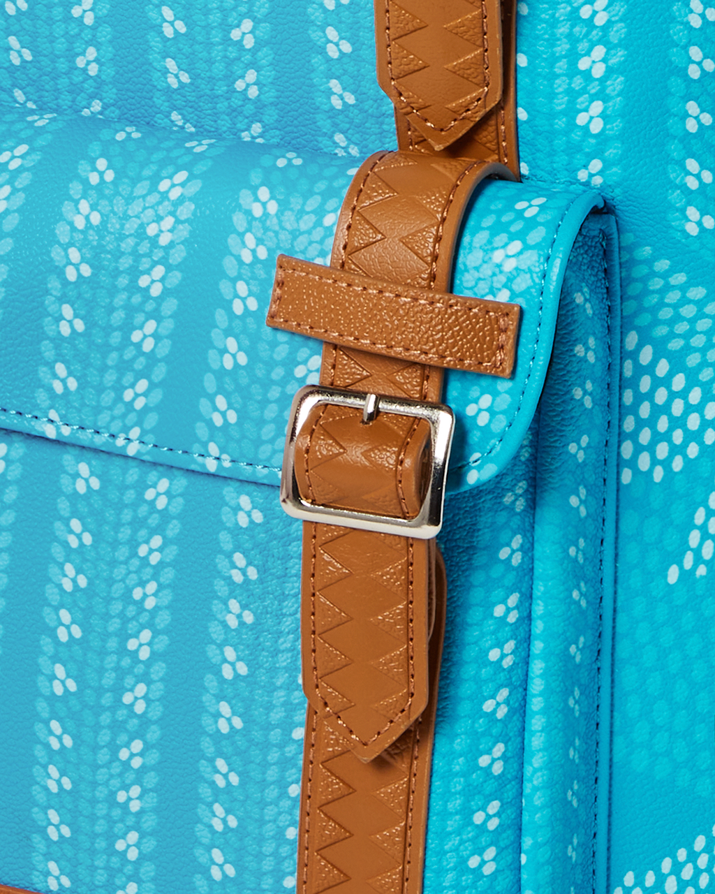 ILLUCHAINS TURQ HILLS BACKPACK