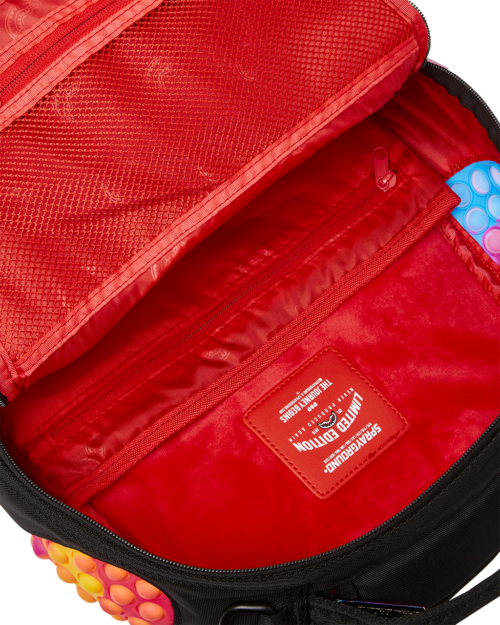 POP SHARK BACKPACK (DLXV)