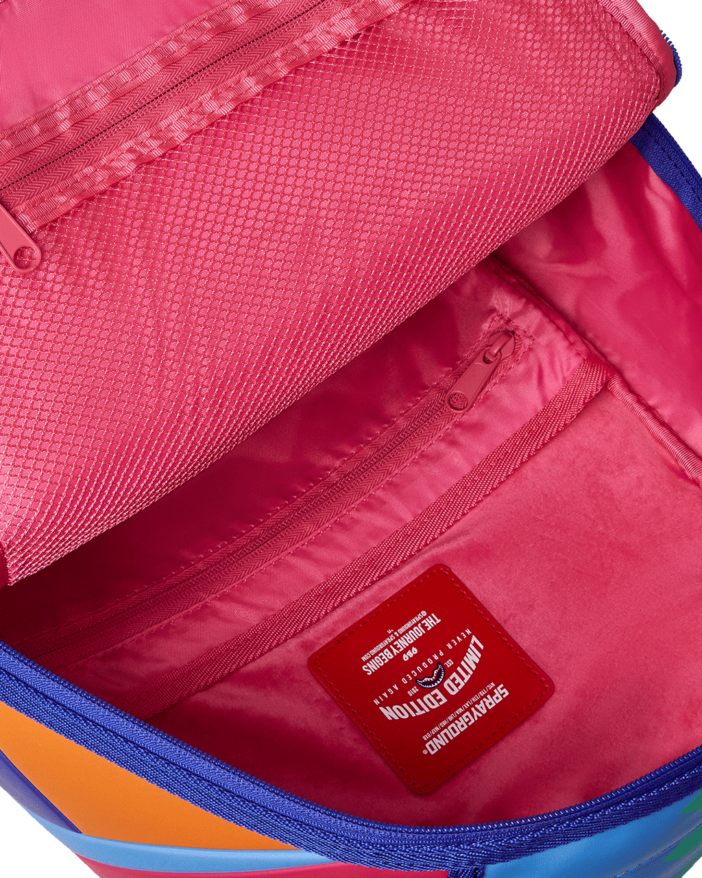 I'M ON VACATION ON MY YACHT BACKPACK