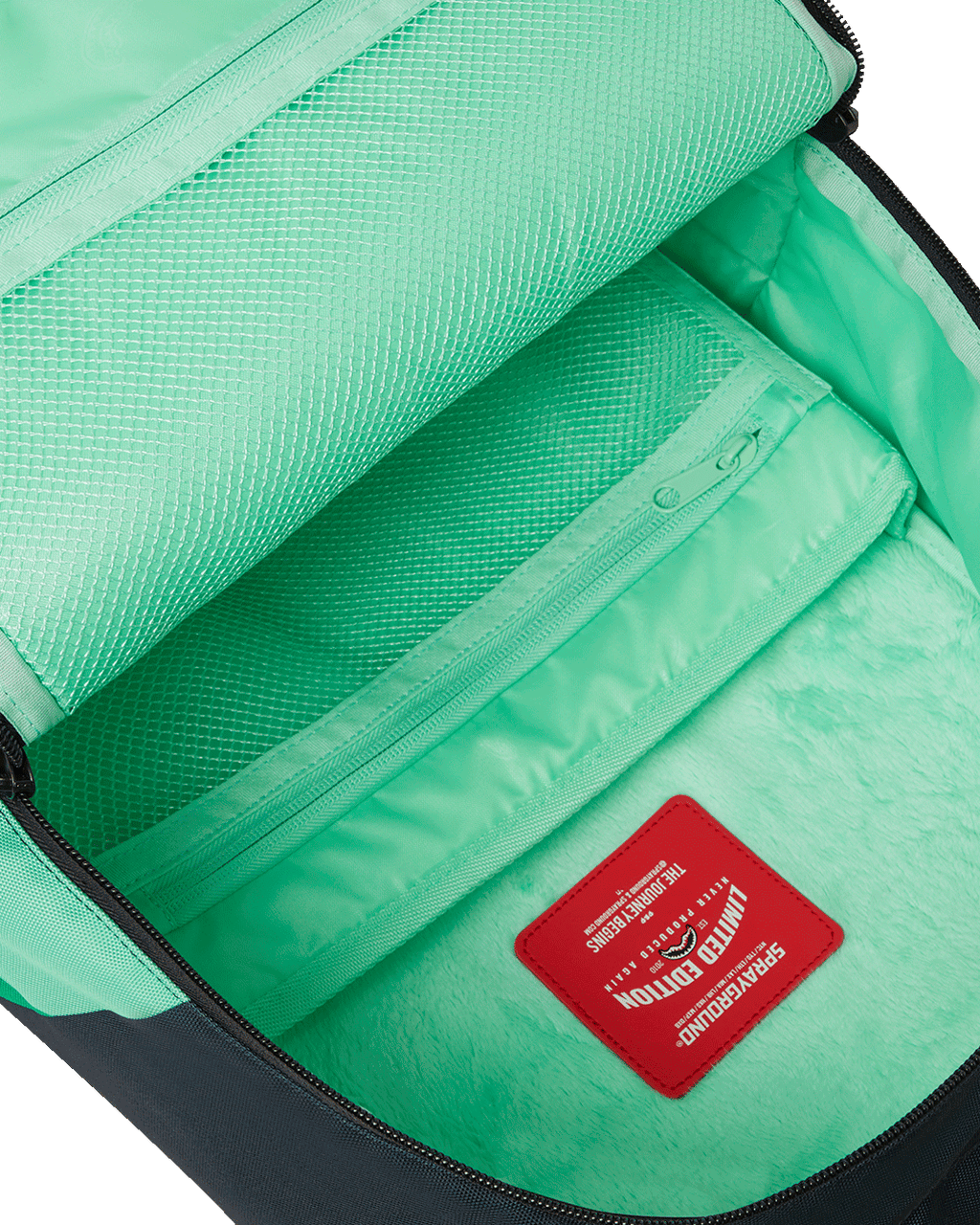 FUTURAMA SPACE CREW DLXSR BACKPACK