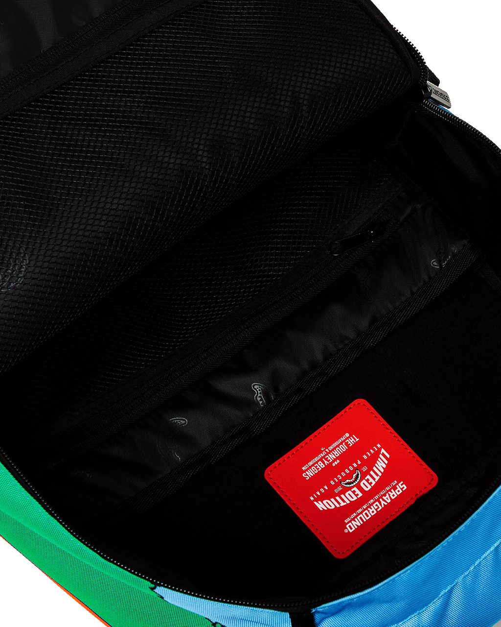 SMURFS MUSHROOM VILLAGE BACKPACK
