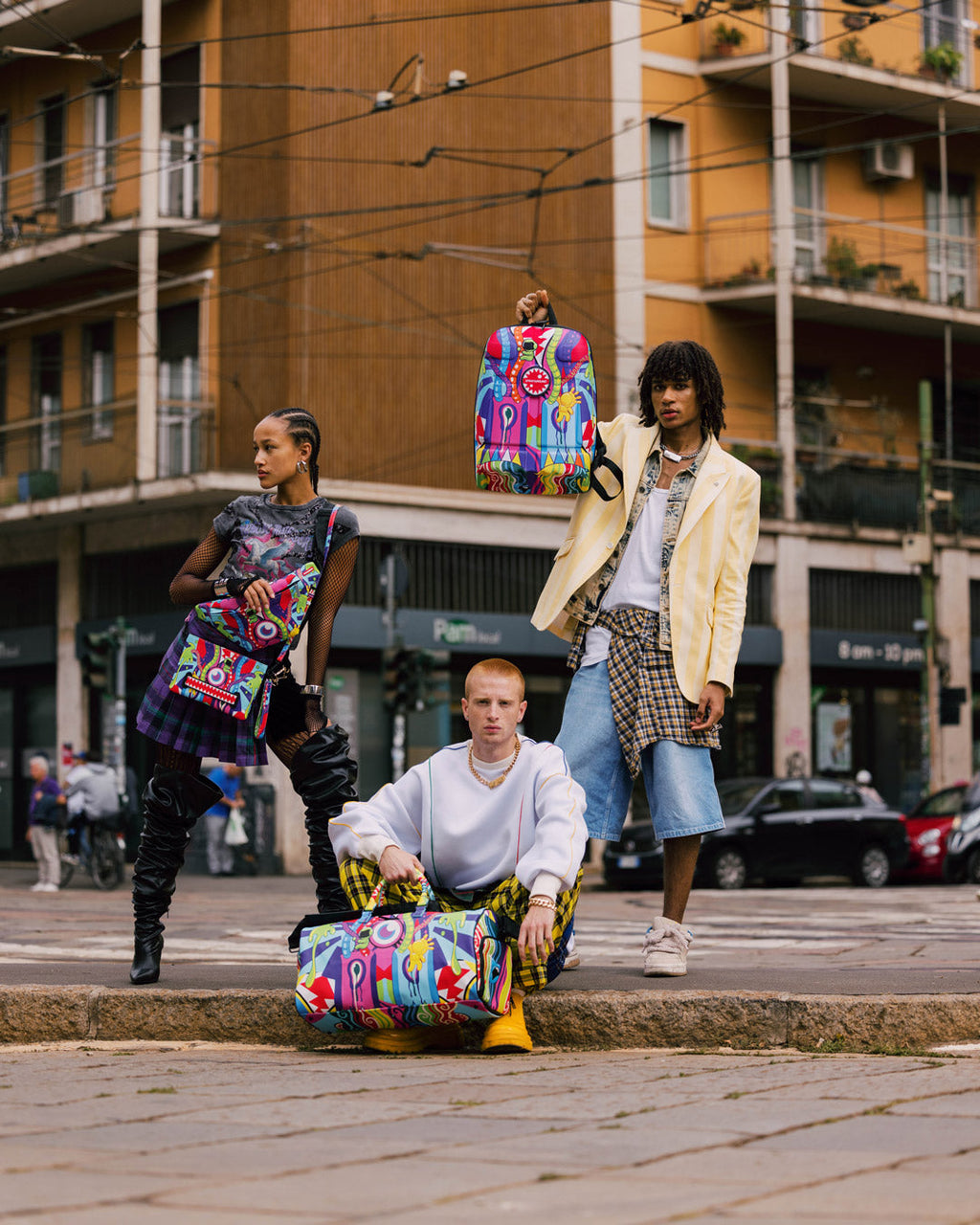 MIND TRIP 2 CROSSOVER CLUTCH