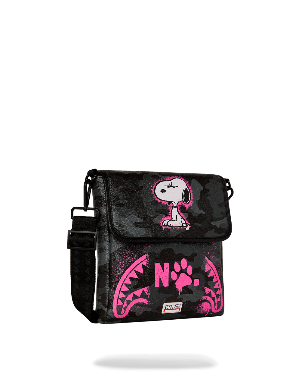 SNOOPY THAT'S A NO NO MESSENGER SLING