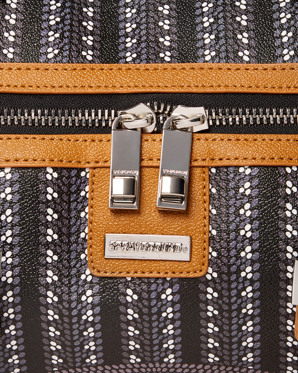 ILLUCHAINS DUFFLE