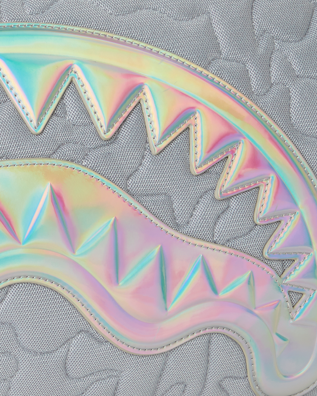 MIRASHAKU IRIDESCENT QUILT DUFFLE