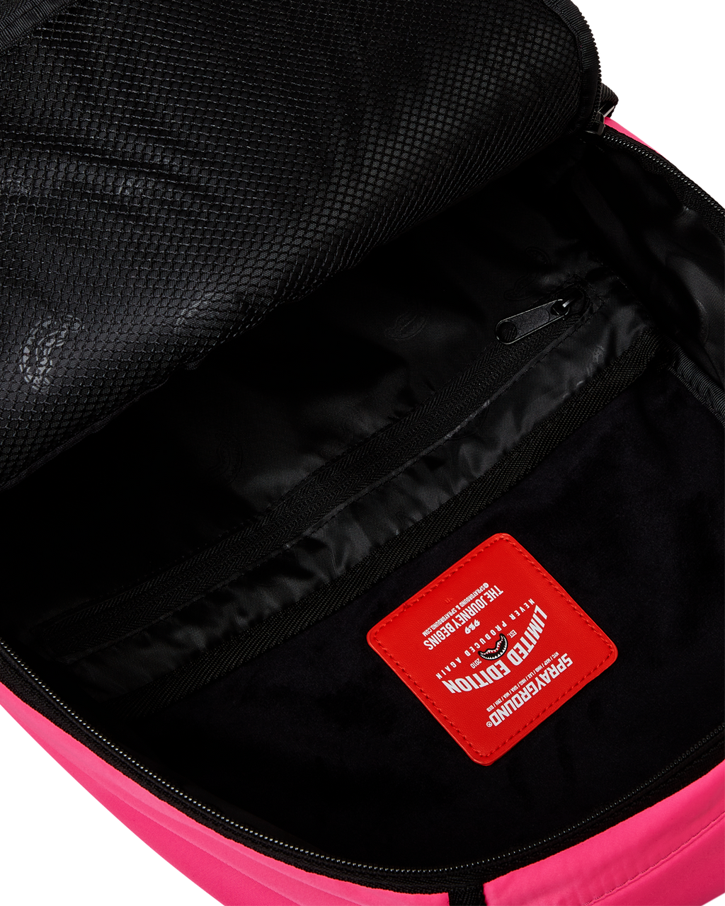 SHARK CENTRAL PULSE BACKPACK