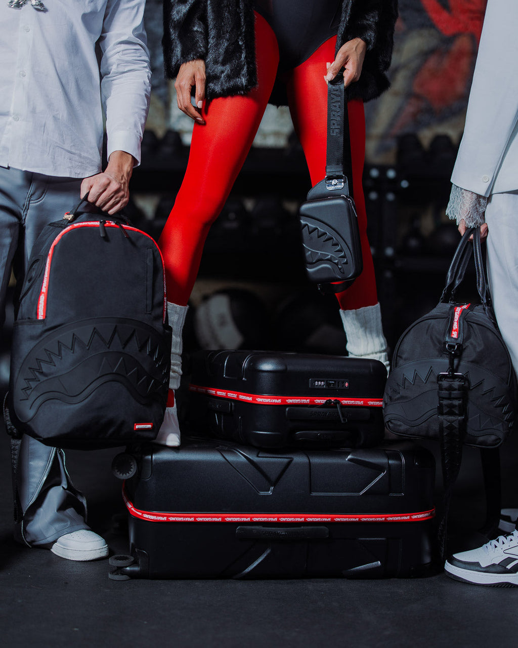 THE HERO HARD-SHELL SLING