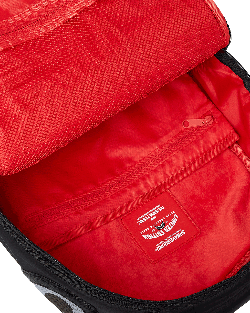 SHARK CENTRAL PARACHUTE DLX SATIN BACKPACK